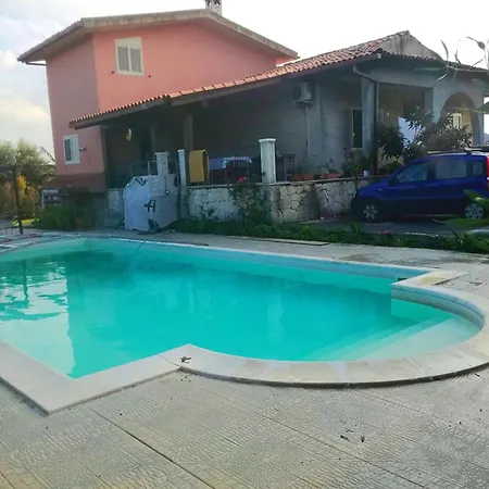 Idyllic In With Shared Pool Mountain View